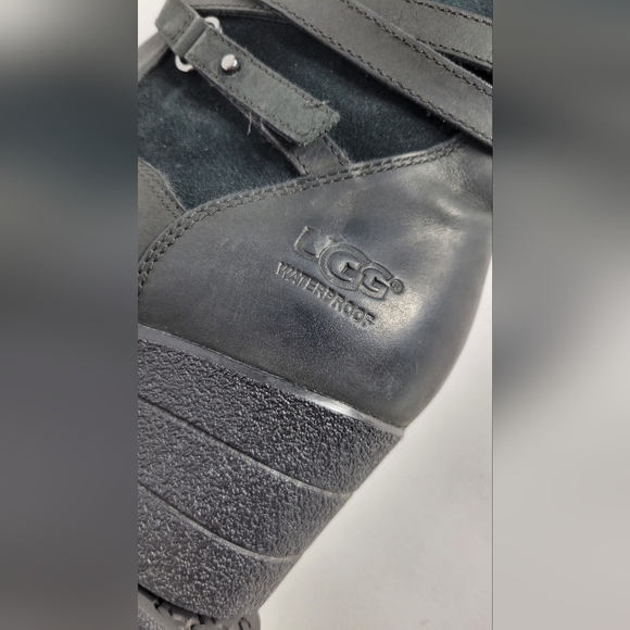 UGG Waterproof Heels Boots #594 Size 9 - Picture 9 of 16